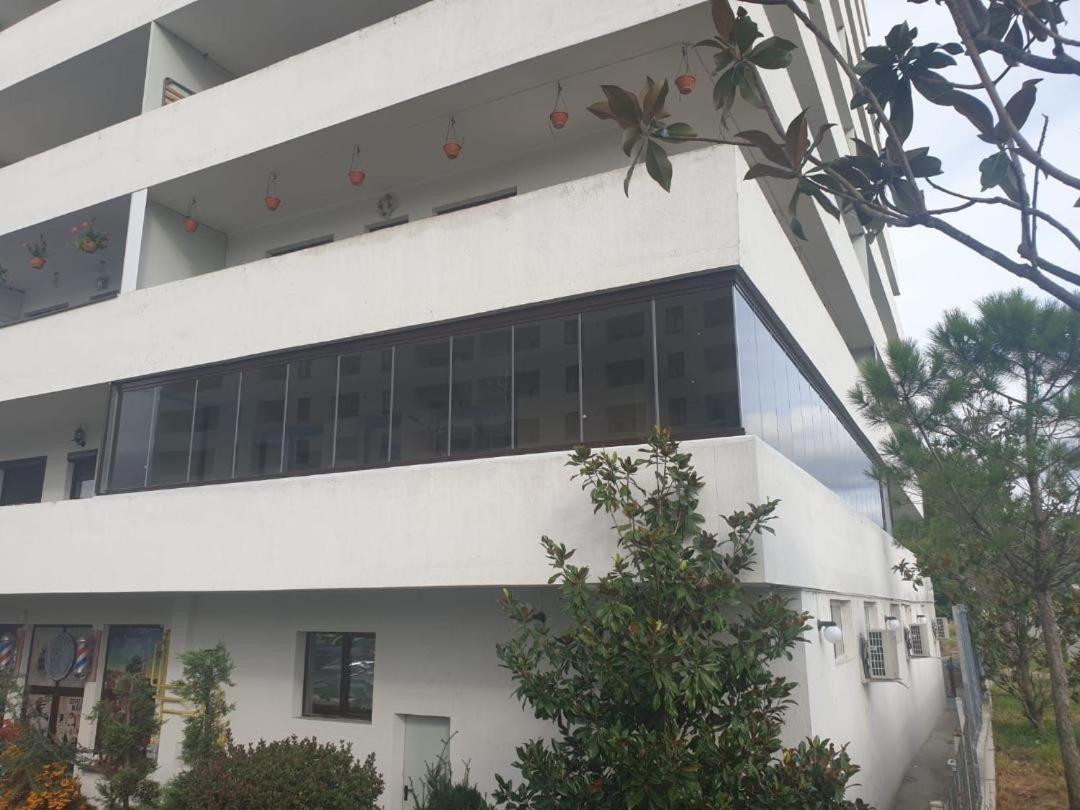Apartament Apartament Valcea Râmnicu Vâlcea Zewnętrze zdjęcie